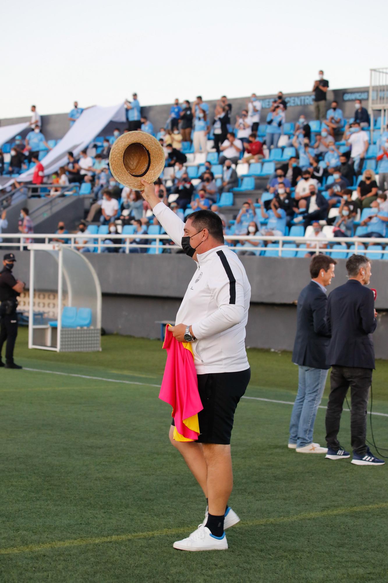 Imágenes de la celebración en casa de la UD Ibiza