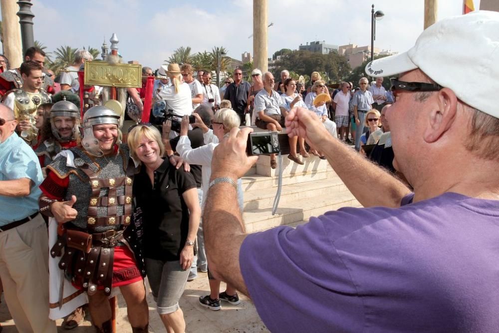 Los turistas disfrutan de Carthagineses y Romanos