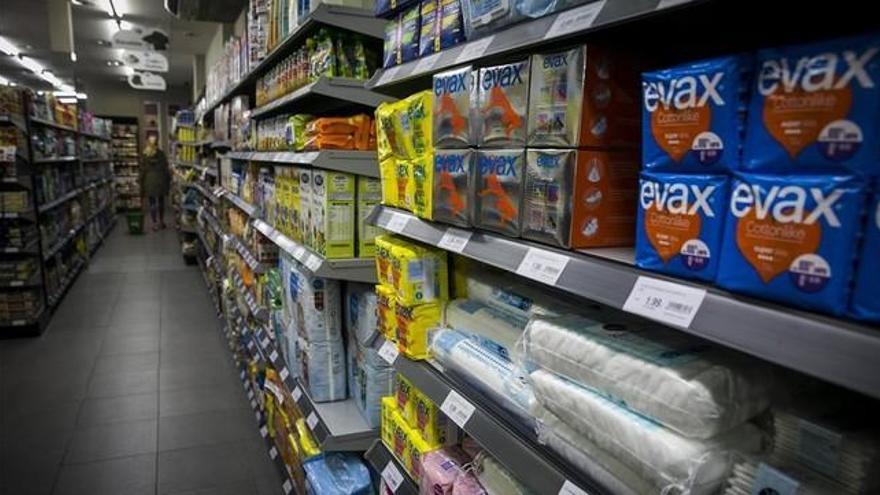 La revuelta contra el negocio de la menstruación llega tímidamente a España