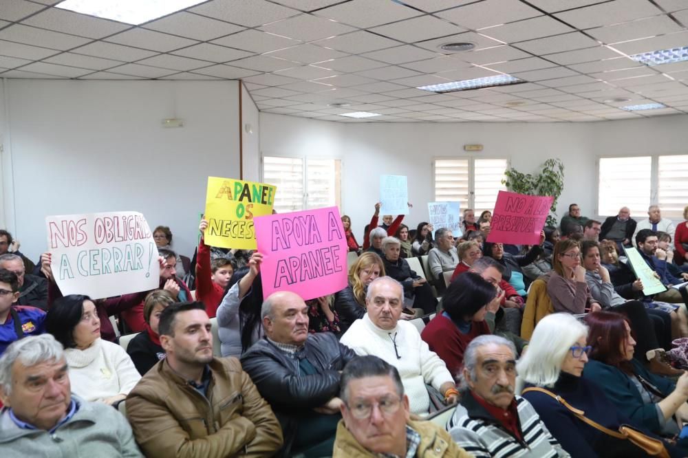 PSOE, Los Verdes, APTCe, IU con el apoyo de Sueña Torrevieja y con el voto de calidad del alcalde han sacado adelante el proyecto inicial de presupuestos municipales para 2019 gracias a la ausencia de