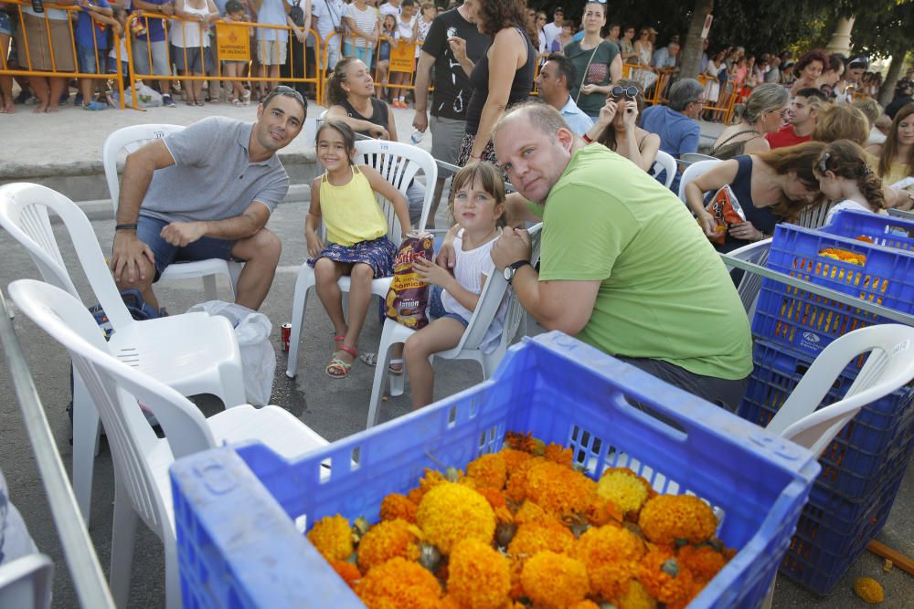 Búscate en los palcos de la Batalla de Flores 2017