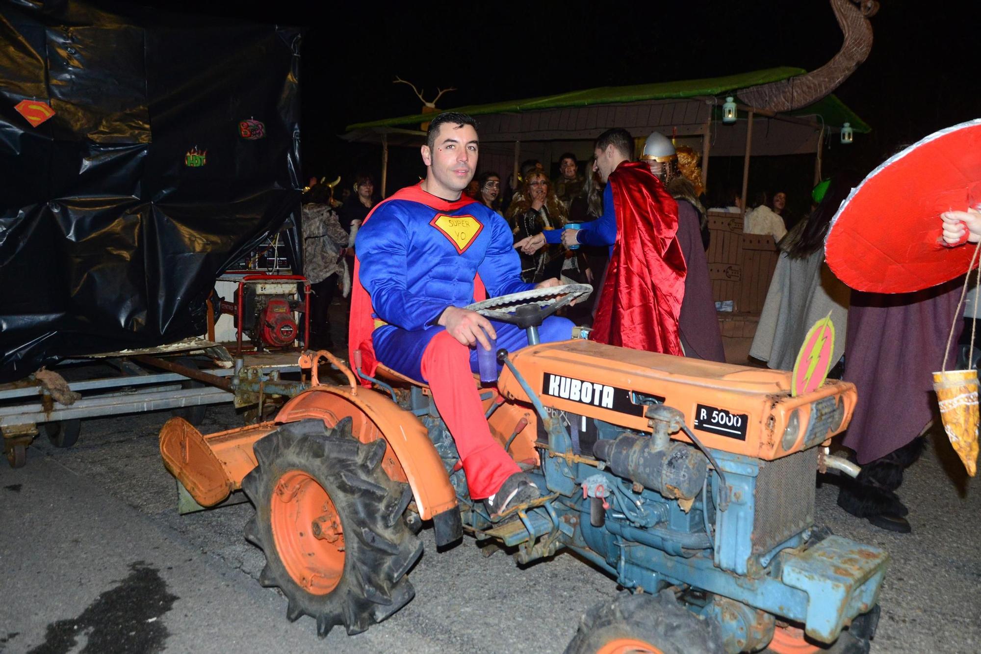 El Enterro da Sardiña nocturno en Moaña