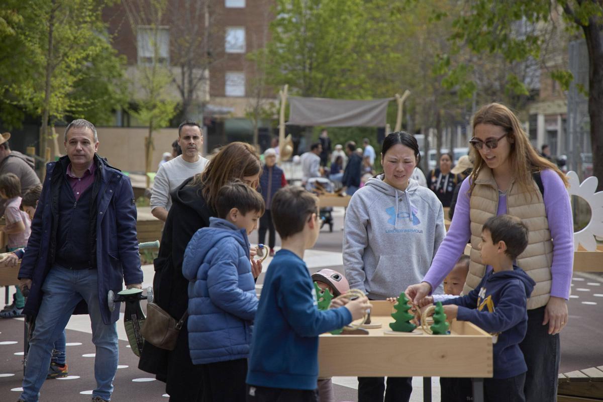 EN FOTOS: Inauguració de l'entorn pacificat de la parròquia de Sant Pau