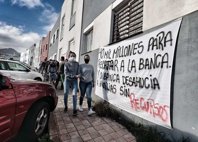Vecinos en riesgo de desahucio en Tenerife