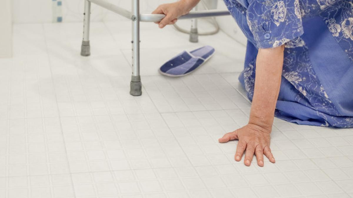 El 90 % de los pacientes con fractura de cadera tienen 65 años o más.