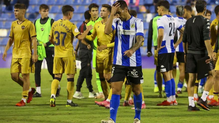 Sonrojante El 0-3 del Atlético Levante, la derrota más dolorosa en casa