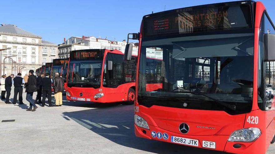 Flota de nuevos buses urbanos presentada el pasado 29 de noviembre.