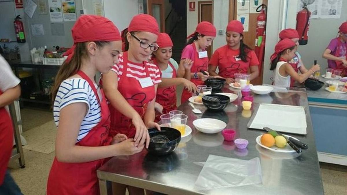 Imagen del casal 'Cuinta't l'estiu' de la Escola de Restauració de Santa Coloma.