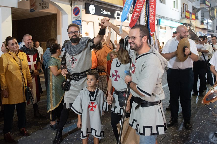 La 'Entrà de la Murta' y el pregón abre los Moros y Cristianos de Altea