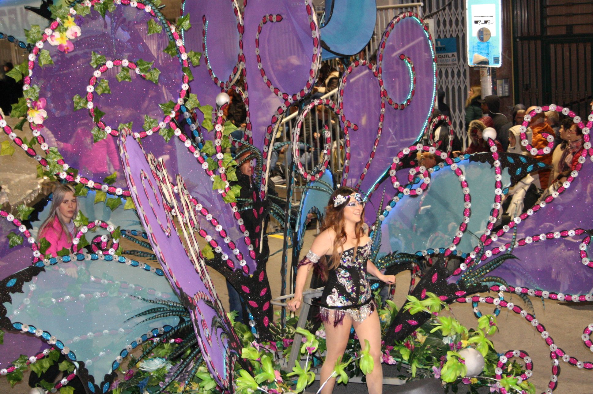 Macrogalería de fotos del primer gran desfile del Carnaval de Vinaròs