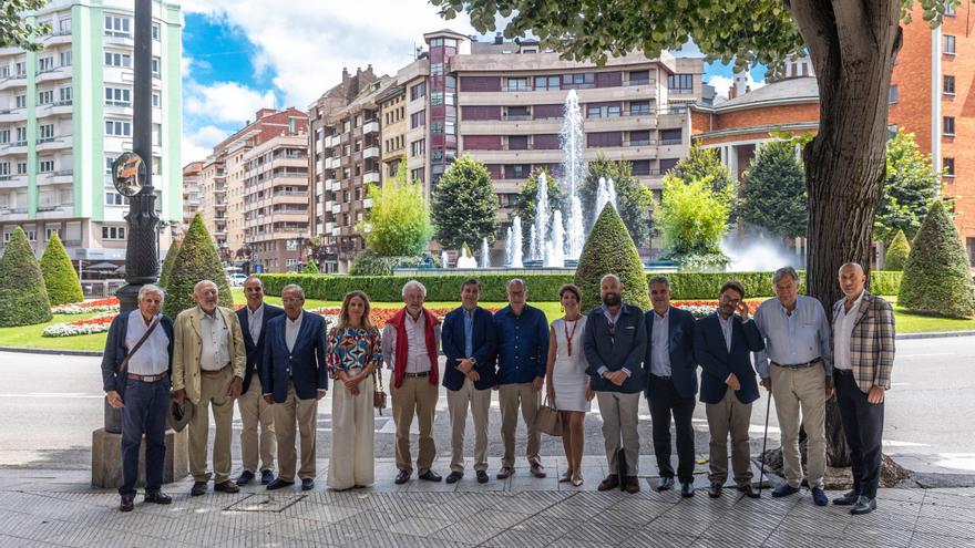 Los diplomáticos aplauden el proyecto Asturias Exterior: &quot;Creo que es una idea estupenda&quot;