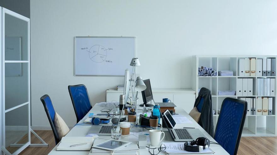 Más de 1,4 millones de personas faltan a su puesto de trabajo cada día en España: Manpower y CEOE reclaman  acción conjunta para frenar el absentismo