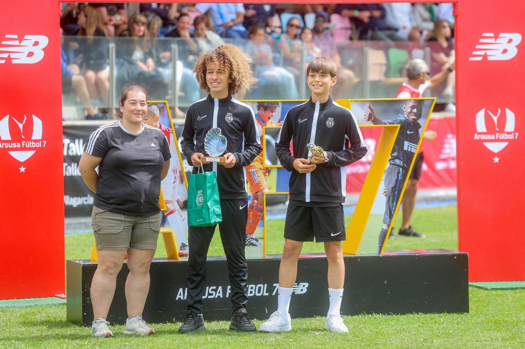 El Porto se lleva el primer título de Arousa Fútbol 7 a Portugal