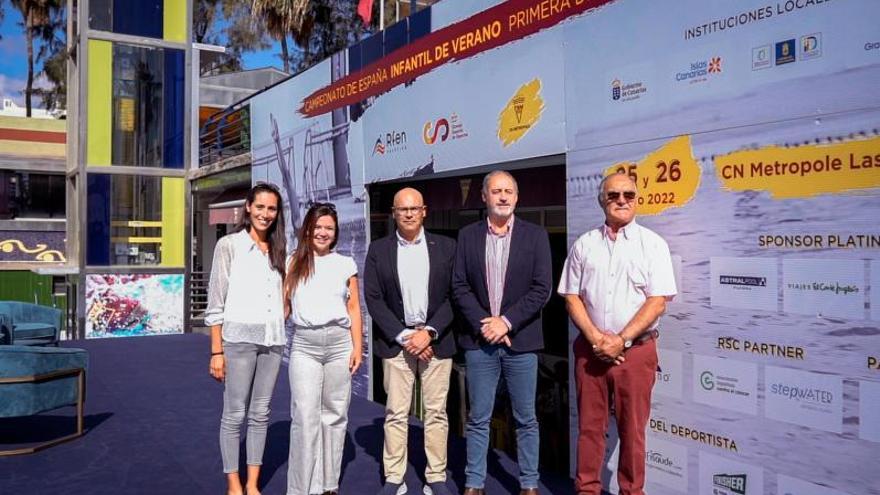 Momento de la presentación oficial del Nacional, celebrada ayer en las instalaciones del CN Metropole. | | LP/DLP