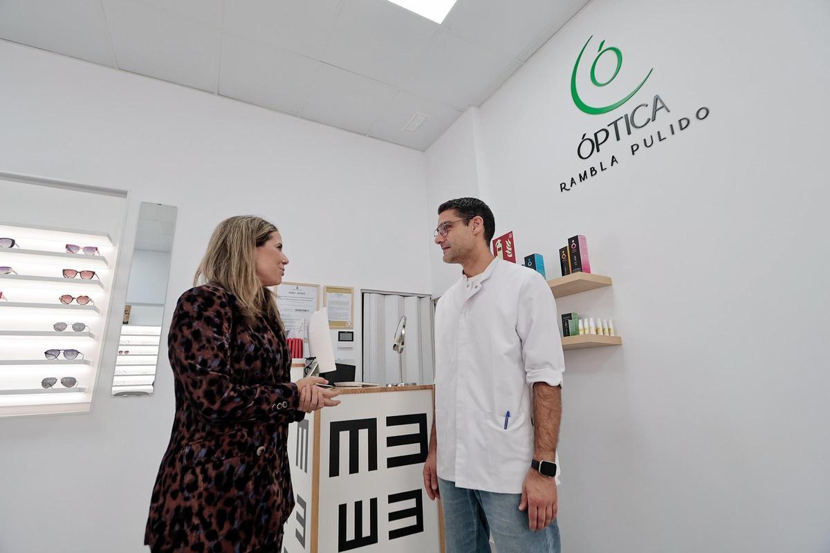Nuevo negocio abierto en un local vacío de la Rambla y Salamanca.