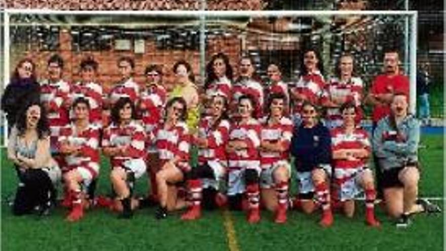 La formació femenina del Manresa Rugby Club