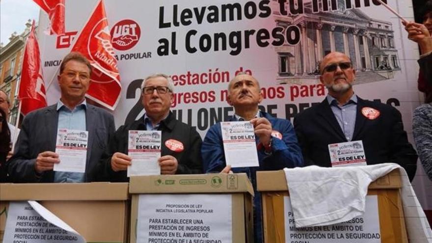 CCOO y UGT recuerdan a los partidos que los programas son &quot;contratos&quot; que deben cumplir