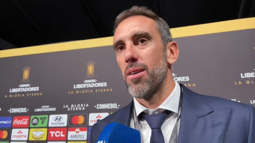 Uruguay "está capacitado para ser protagonista" del Mundial, dice Diego Godín