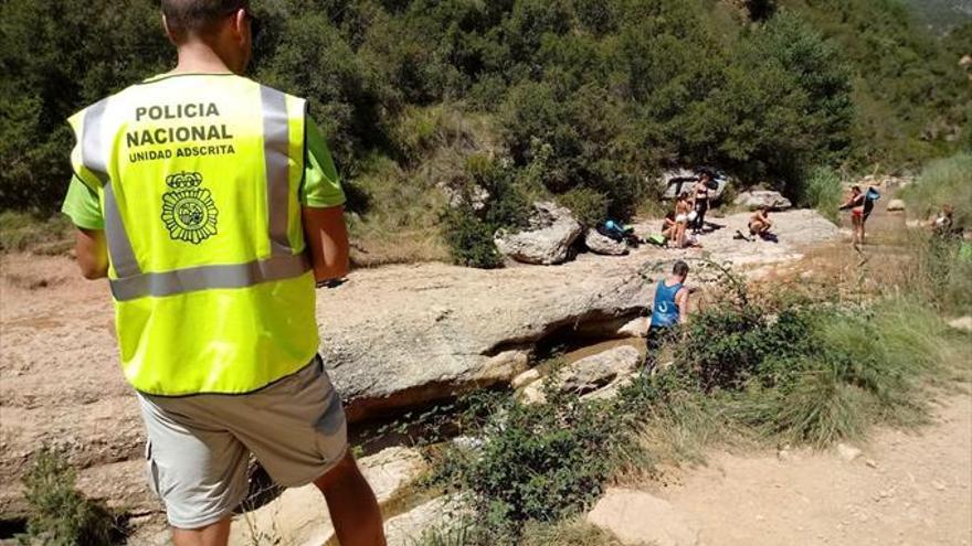 La Policía inicia dos sanciones por falta de titulación