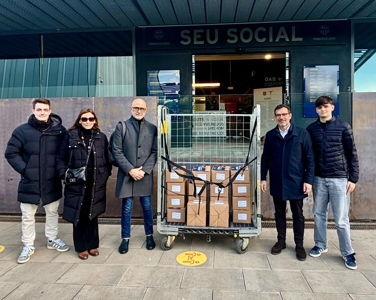 Los representantes de la precandidatura de Vilajoana frente a la OAB.