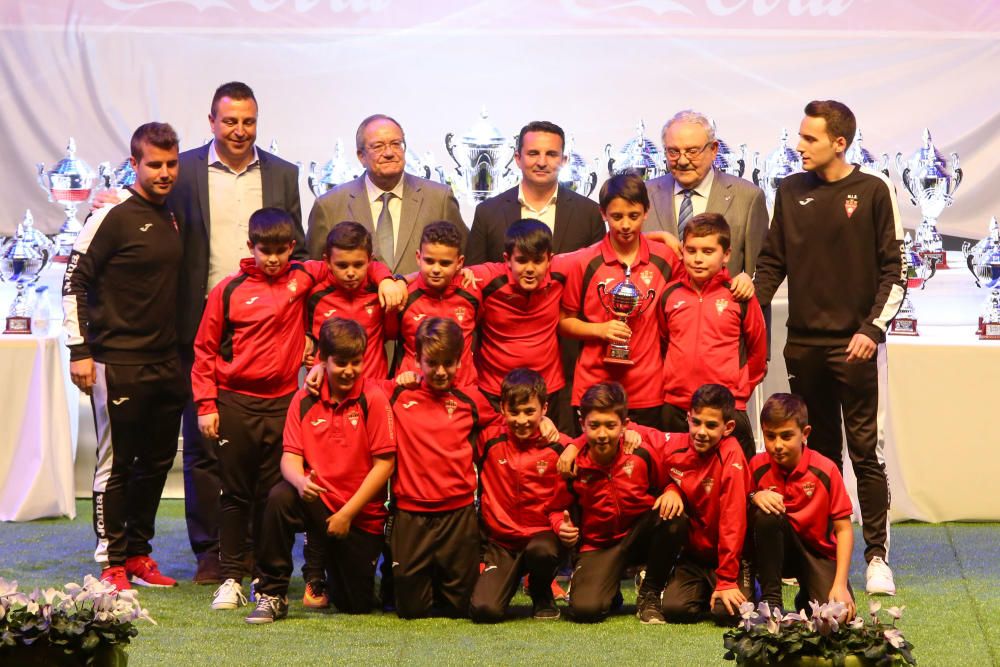 170 equipos premiados en la Gala del Fútbol Base Provincial en La Nucía