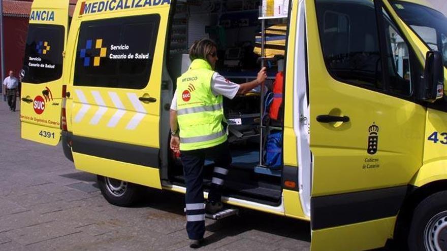 Tres personas heridas tras una colisión frontal de dos coches en Los Realejos