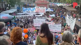 Fuertes reclamos a Laia Bonet en los inicios de las fiestas de Gràcia