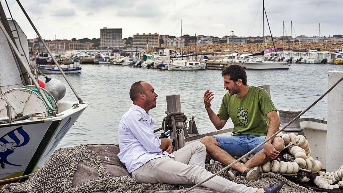 Quim Casellas i Lluís Sureda, durant l’enregistrament d’un dels vídeos. | LLUÍS CATALÀ