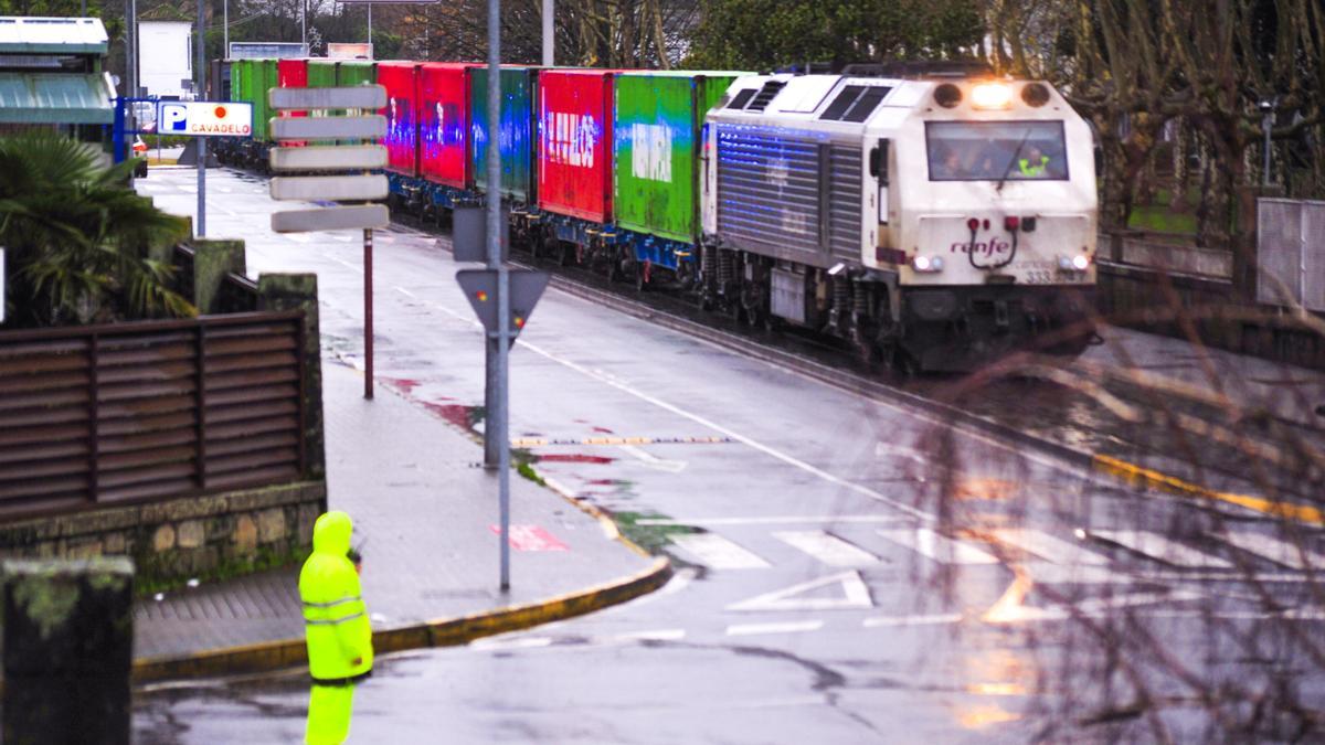 El paso de uno de los trenes.