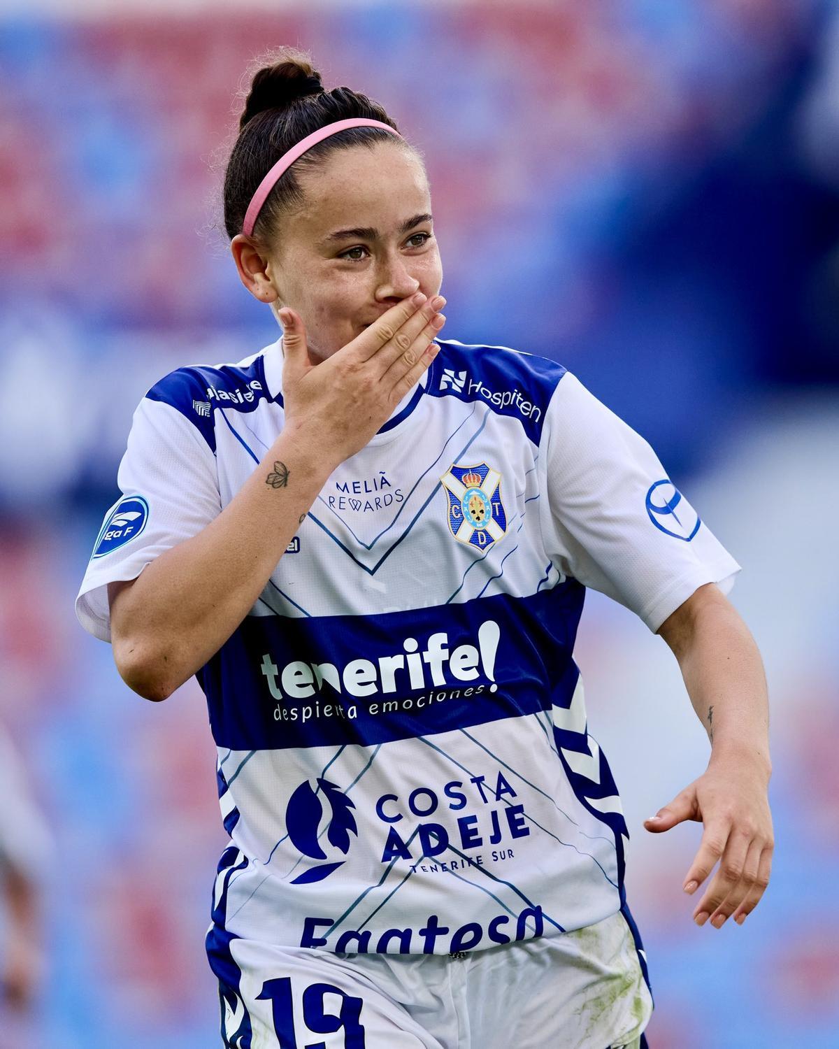 Iratxe celebra su tanto de penalti frente al Levante.