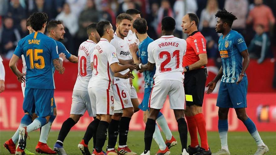 El Atlético mantiene la segunda plaza ante un Sevilla que expuso más