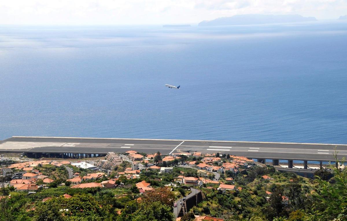 Aeropuerto de Funchal (Portugal)