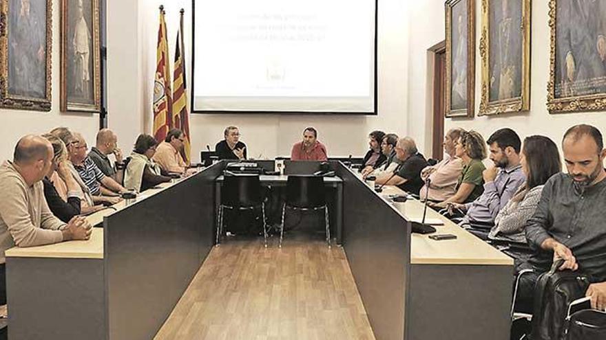 Momento de la reunión mantenida esta semana en el Ajuntament.