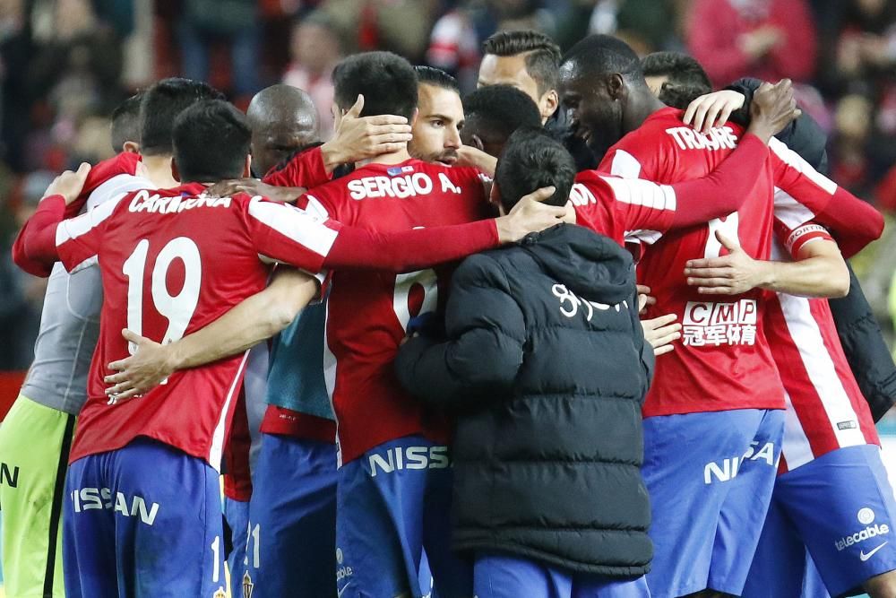 El partido entre el Sporting y el Granada, en imágenes