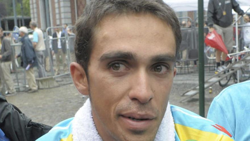 El ciclista español Alberto Contador del equipo Astana ha hablado con la prensa tras la segunda etapa del Tour de Francia.