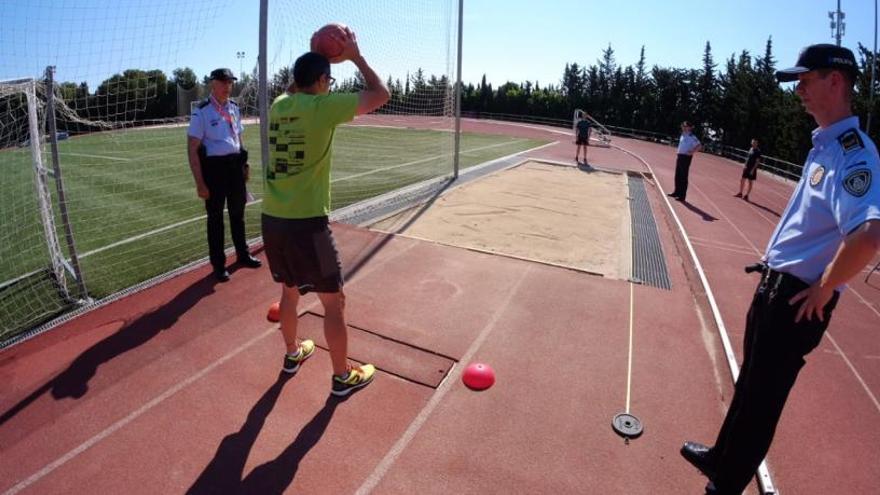 Els aspirants a la Guàrdia Urbana han fet part de les proves físiques a l&#039;estadi Albert Gurt