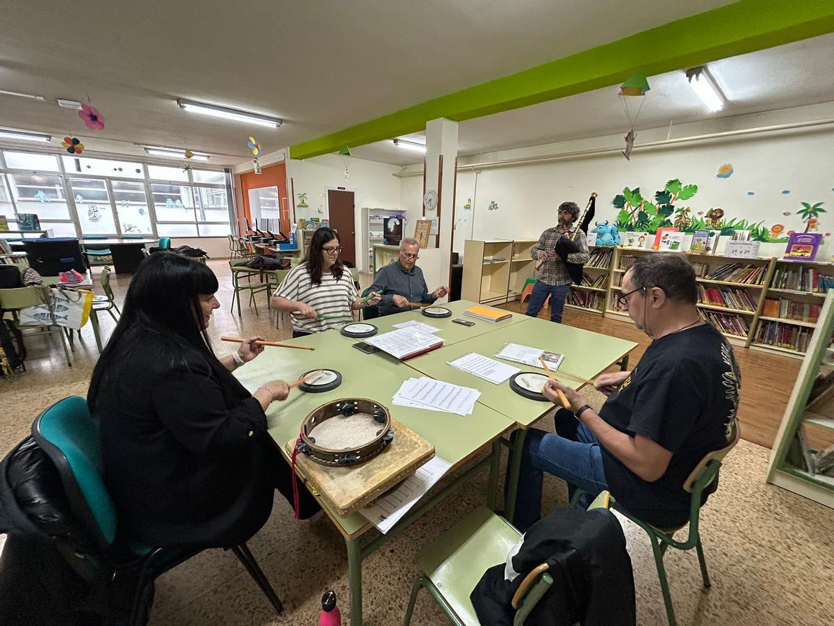 Una clase en la escuela de música de Campiello.