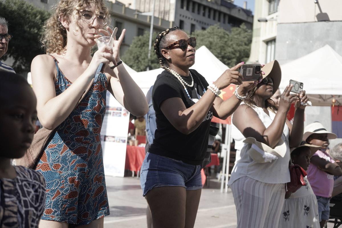 Les imatges de la Festa Intercultural de Manresa, 2026