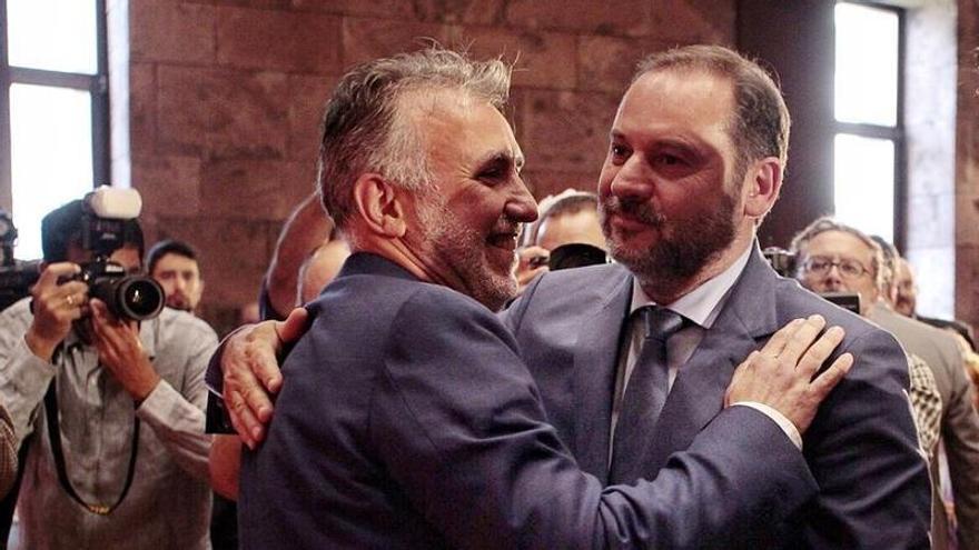 Torres cerró una comida con Ábalos para tratar los PCR de la trama Koldo