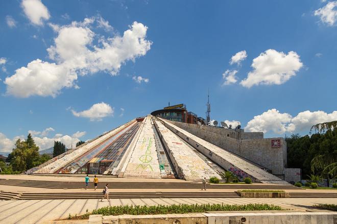 Pirámide de Tirana