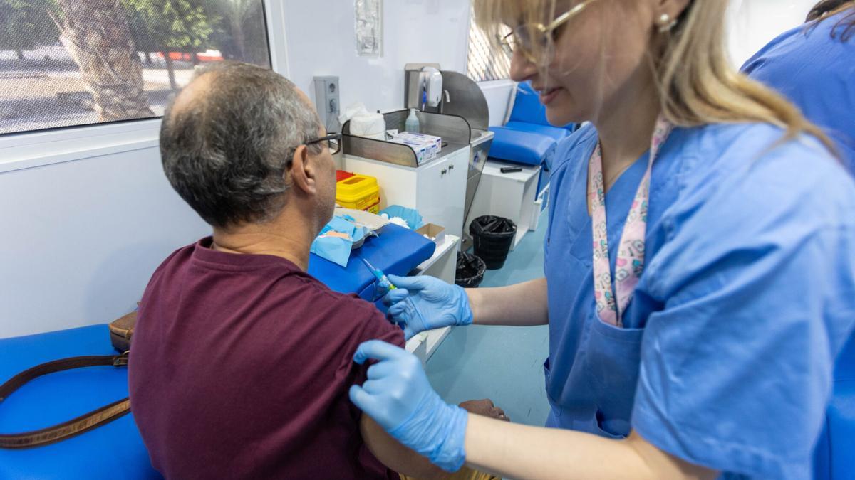 La Comunitat Valenciana necesita personal para afrontar las campañas de vacunación