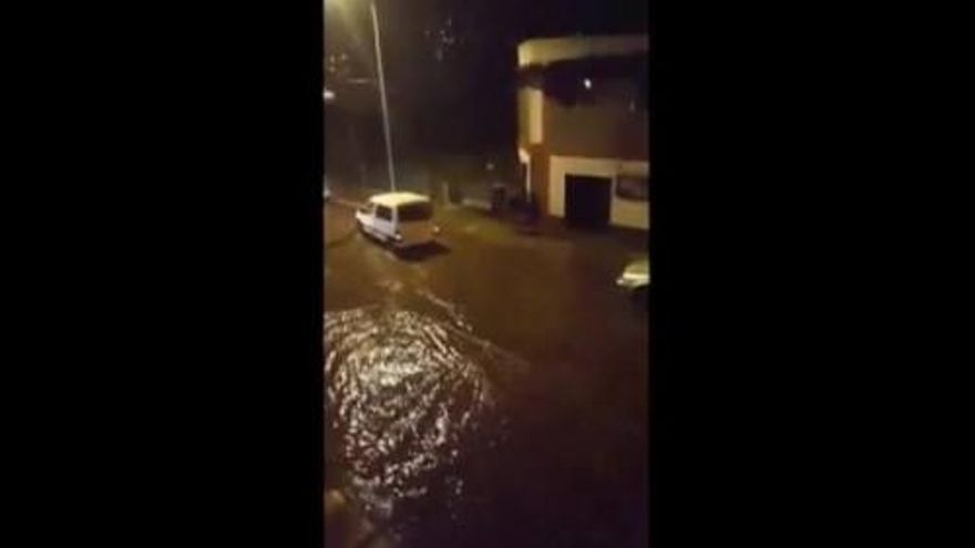 Inundaciones en el casco urbano de Bueu