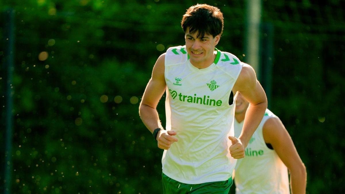Gonzalo Petit, durante un entrenamiento de la pretemporada del Real Betis.