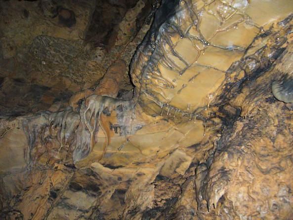 Fotos de la cueva de La Obriga