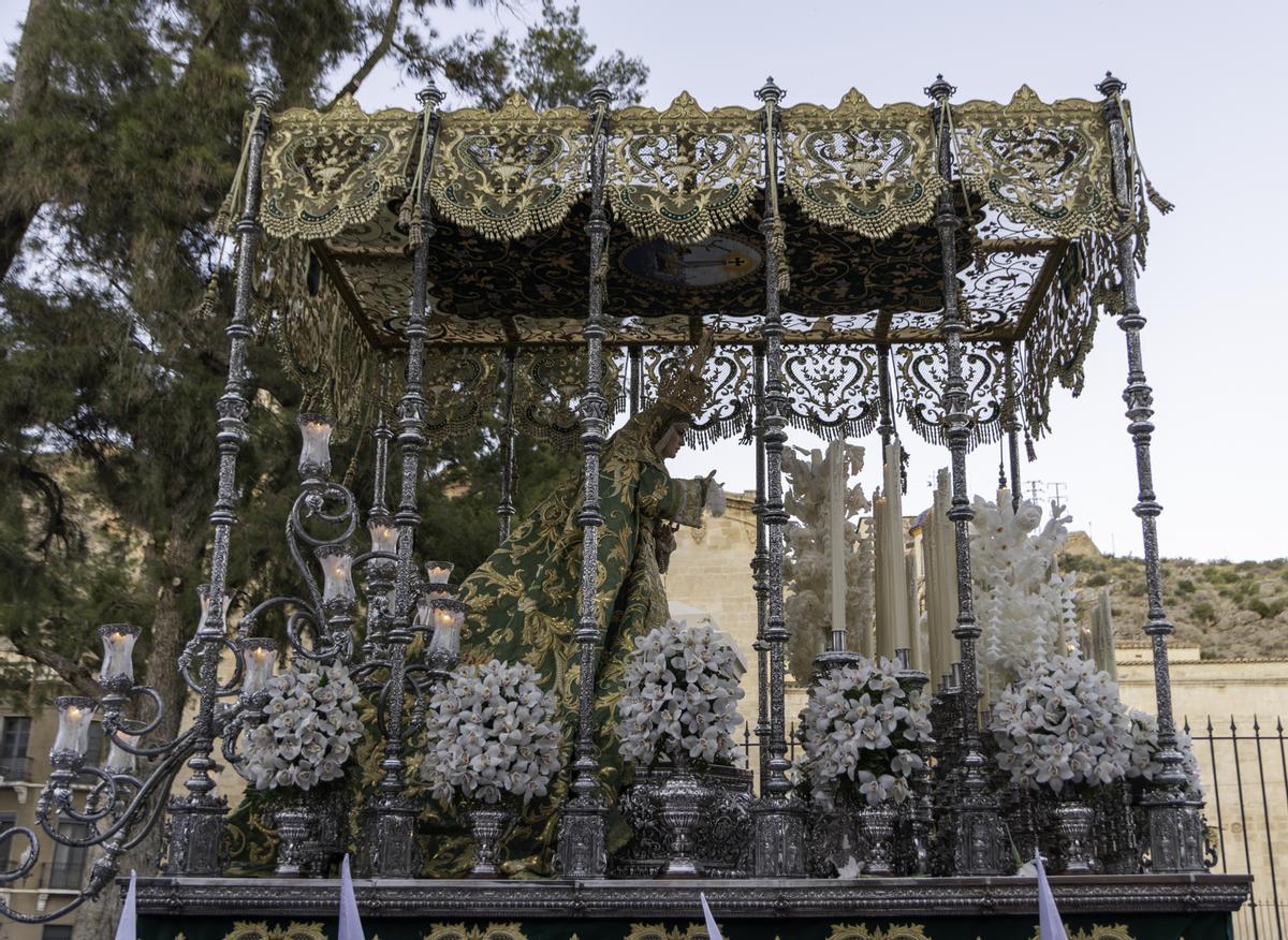 La procesión de Viernes Santo de Orihuela, en imágenes