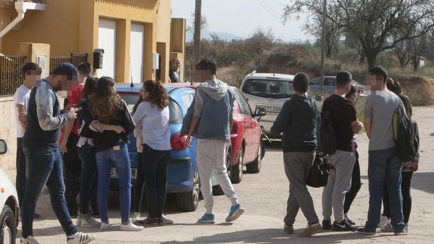 Duelo por el asesinato de una menor en Chella (Valencia)