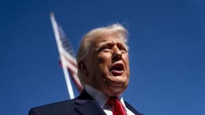 Trump afirma que l’exèrcit dels EUA bloquejarà l’estret d’Ormuz