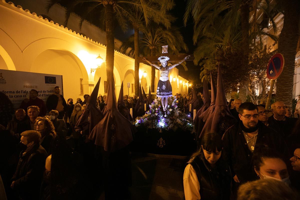 Semana Santa En Ibiza: procesión del Santo Entierro en el Viernes Santo