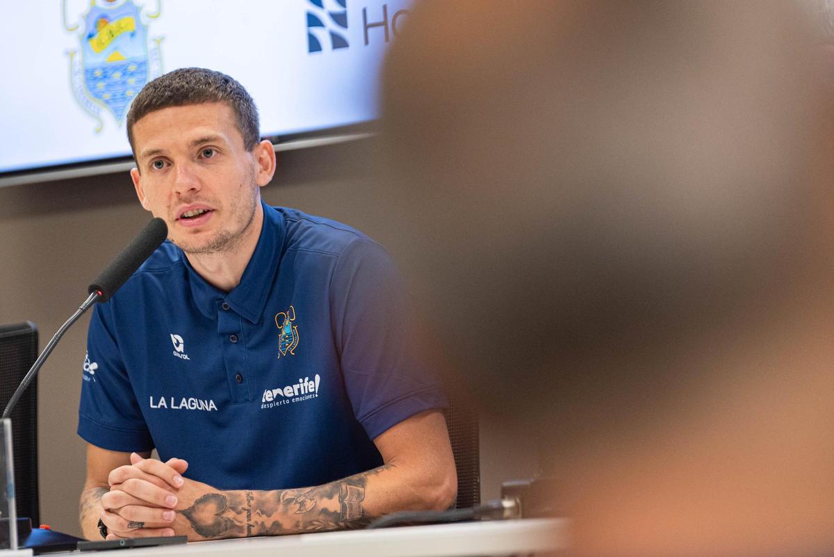 La Laguna Tenerife presenta al jugador Kyle Guy La Laguna Tenerife presenta al jugador Kyle Guy