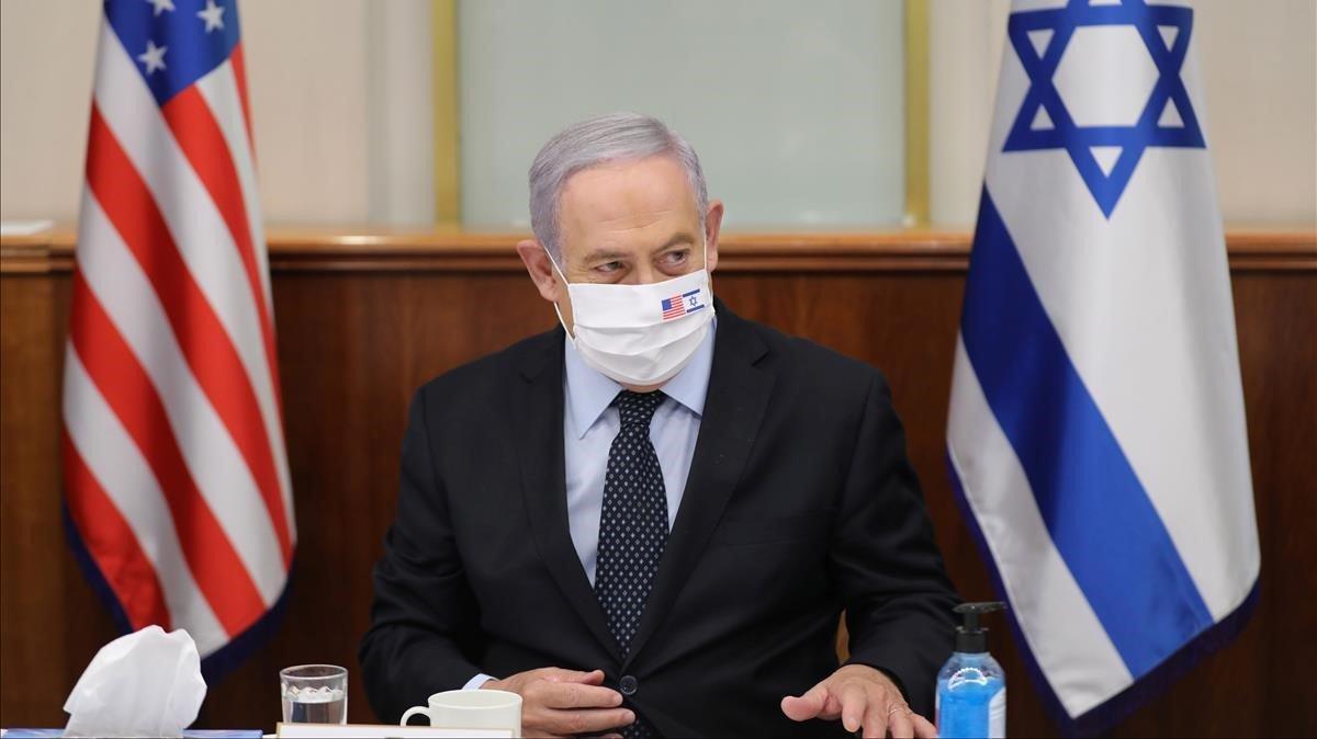 zentauroepp53935397 israeli prime minister benjamin netanyahu wearing a face mas200701192227